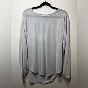 Under Armour Heather Gray Long Sleeve Shirt